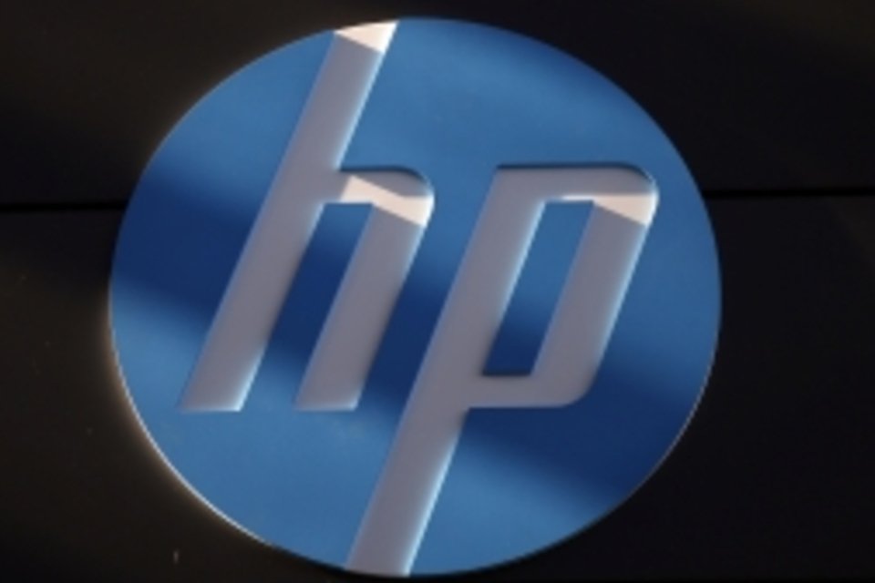 Vendas da HP caem 8% no tri com mercado difícil para PCs