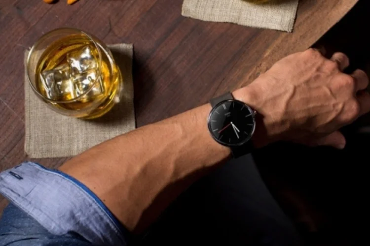 Moto 360 (Divulgação)