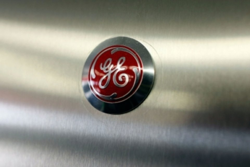 GE quer bater ofertas por Alstom negociando com governo da França