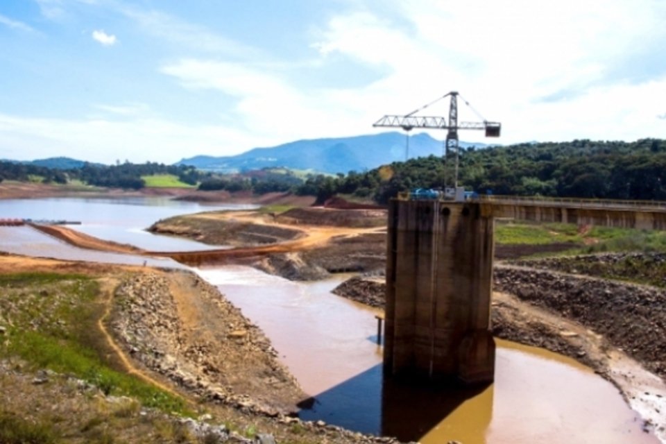 Volume útil do 'coração' do Cantareira chega a zero