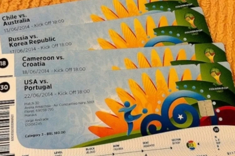Ingressos da Copa (Jorge in Brazil/Photopin)