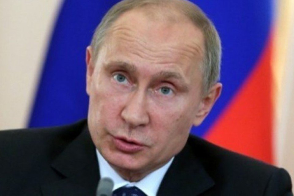 Putin considera Snowden um "defensor dos direitos humanos"