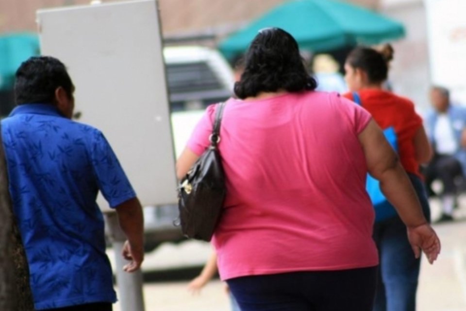Sedentarismo mata mais do que obesidade, diz especialista