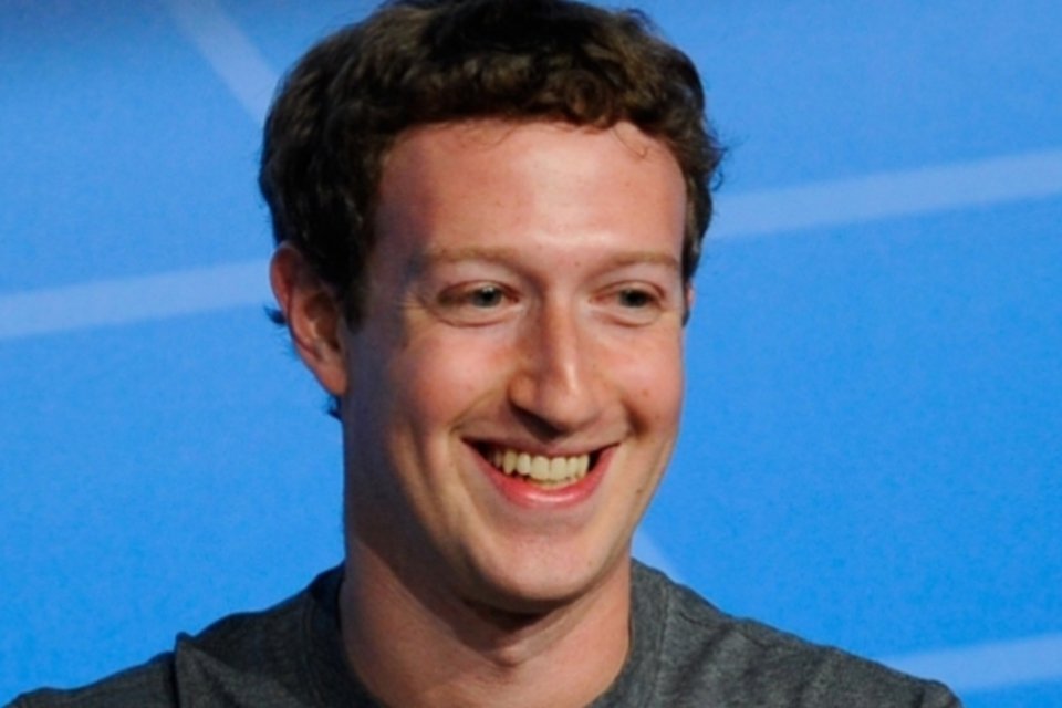 Zuckerberg surpreende chineses ao falar mandarim durante conversa em Pequim