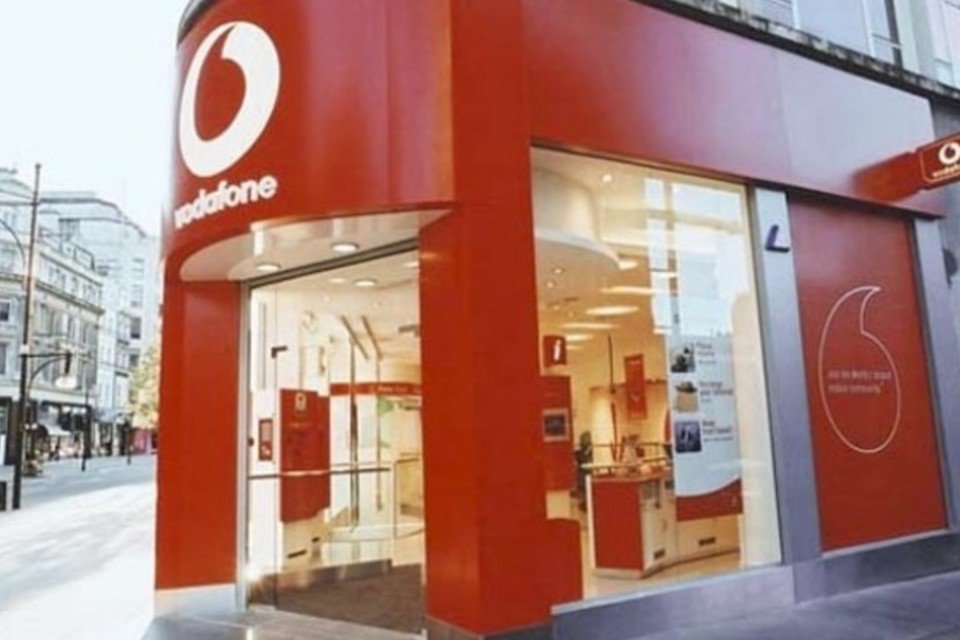 Vodafone pode superar Liberty com oferta de US$10 bi pela Kabel