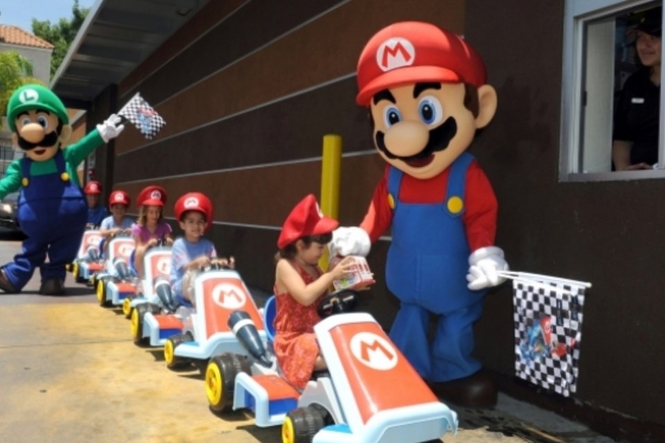 Mario Kart 8 coloca Nintendo no caminho do primeiro lucro anual em quatro anos