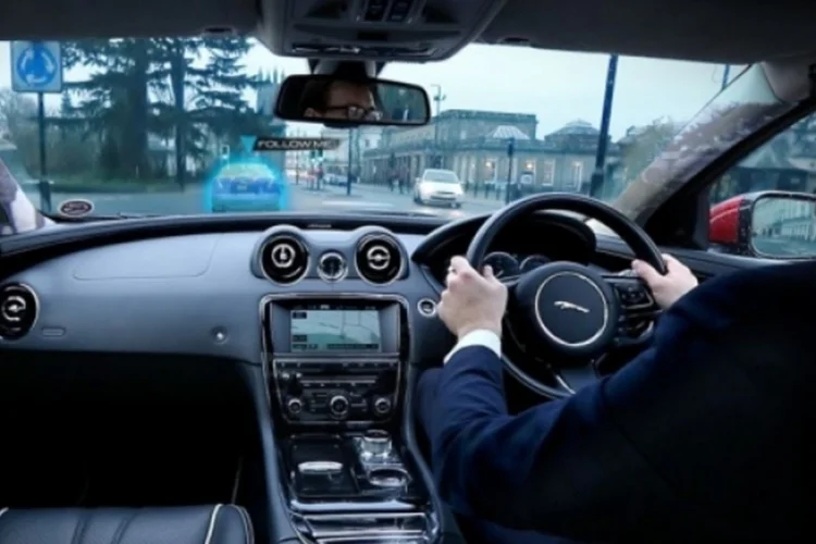 Ponto cego (Divulgação/Jaguar Land Rover)