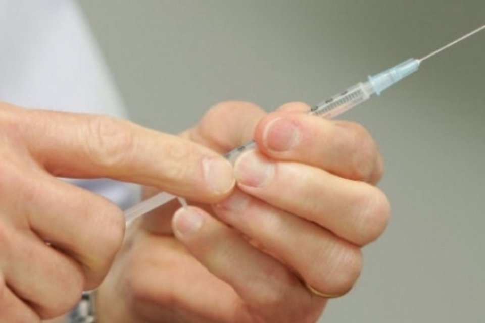 Vacina contra gripe reduz risco de infecções mais graves