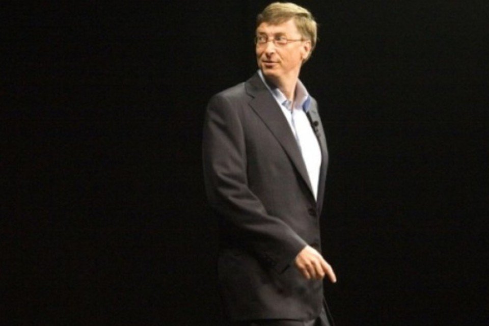 Bill Gates volta a ser o homem mais rico do mundo, diz Forbes