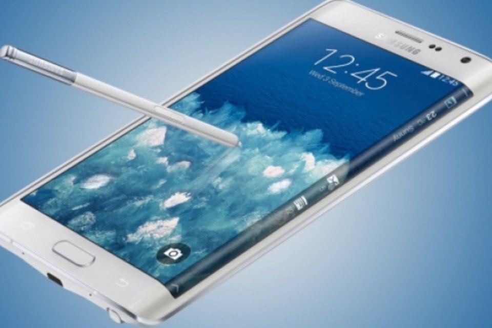 Samsung Galaxy S6 terá versão com borda de tela curva, diz site