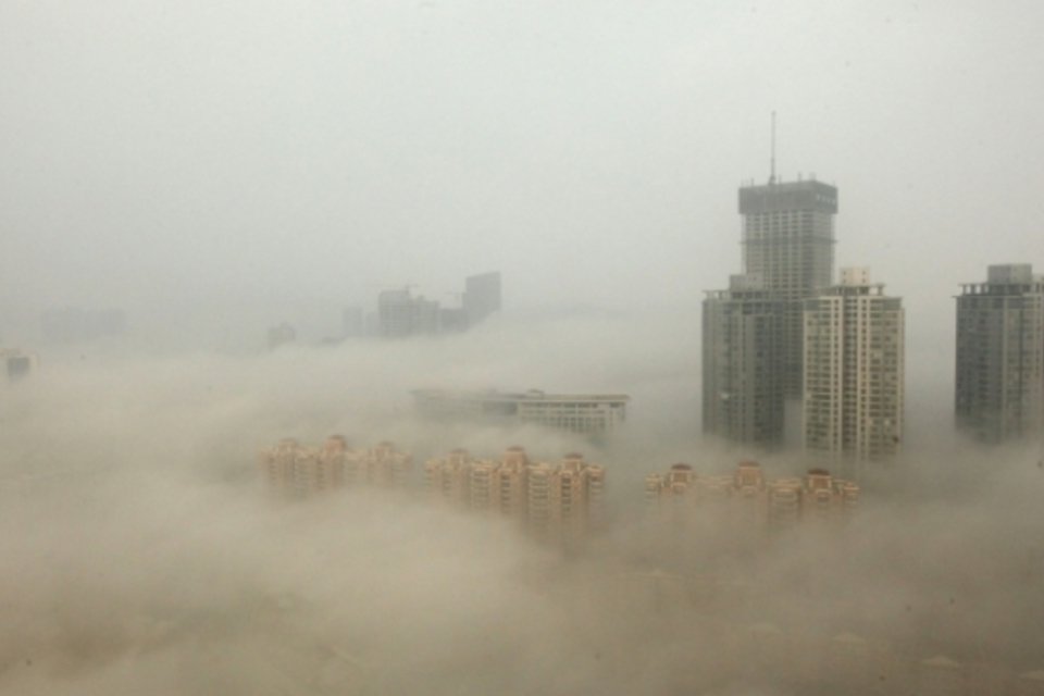Pequim restringe trânsito de automóvel para diminuir poluição durante cúpula