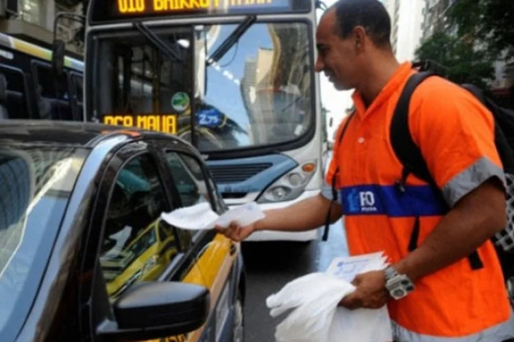 lixo (Tânia Rego/ABr)
