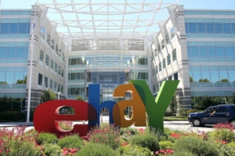 Fundador do eBay contrata jornalistas para criar nova mídia