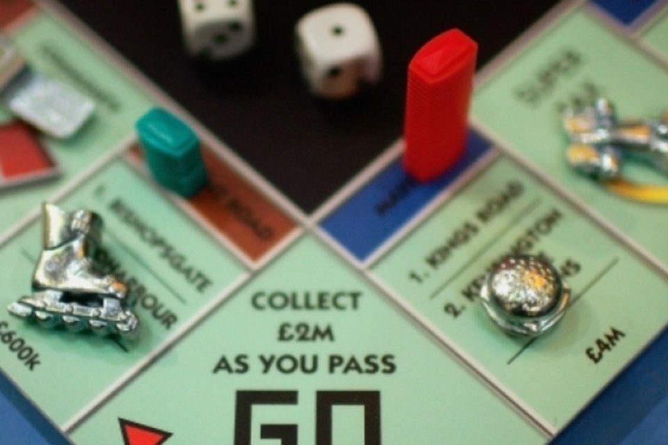 Monopoly pede no Facebook que fãs ajudem a definir novas regras para o jogo