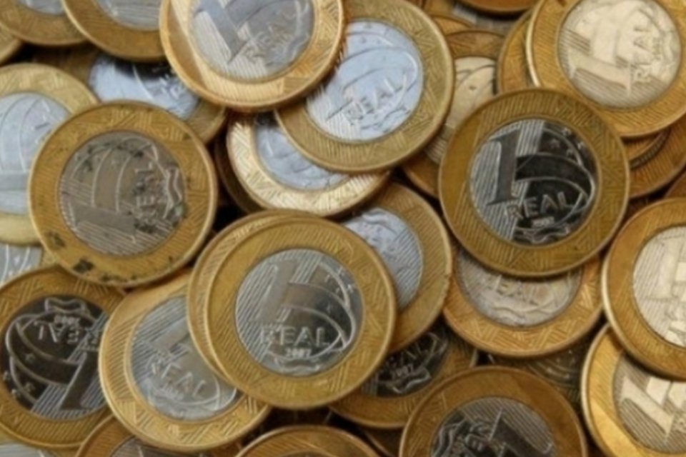 Contribuintes podem sacar hoje restituição do Imposto de Renda