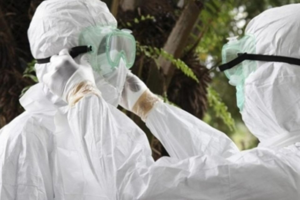 700 novos casos de ebola são registrados em uma semana, diz OMS