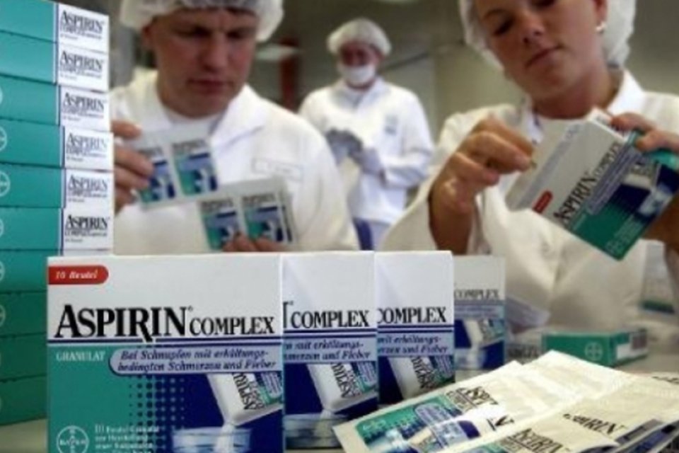 Aspirina reduz em 50% risco de câncer colorretal em grupo