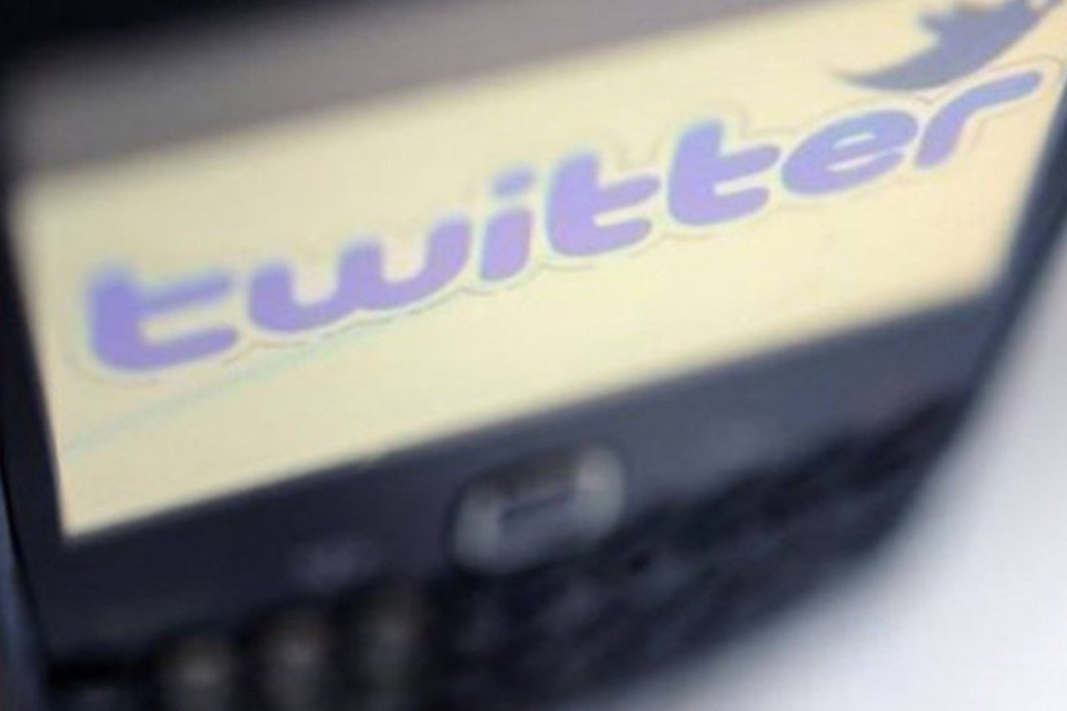 Na França, Twitter entrega à Justiça usuários preconceituosos