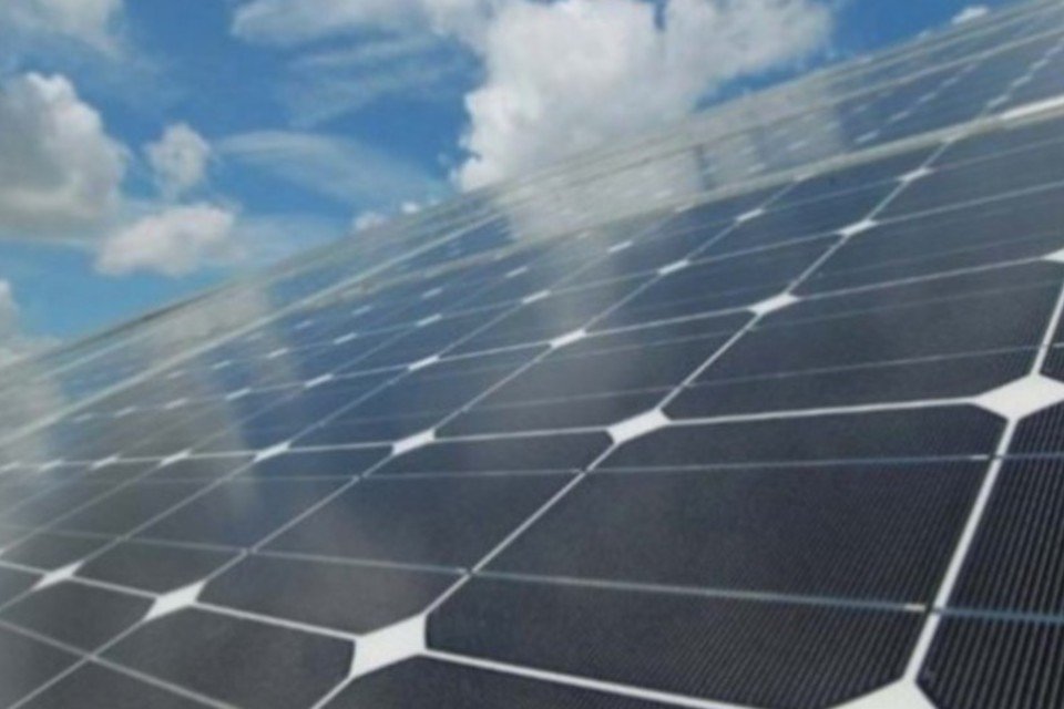 Brasil fará o primeiro leilão de energia solar do país em novembro
