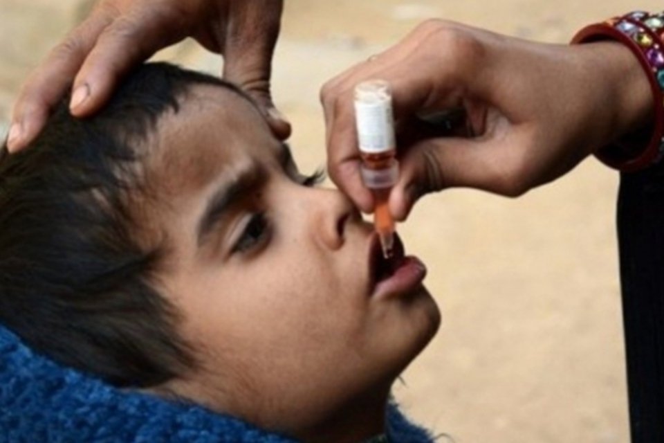 "Vírus achado em Campinas não ameaça controle da pólio no país"