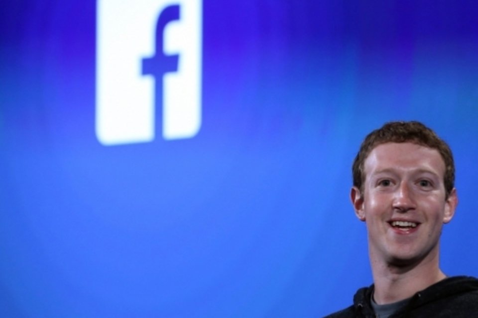 Facebook poderá ter botão dislike, diz Zuckerberg
