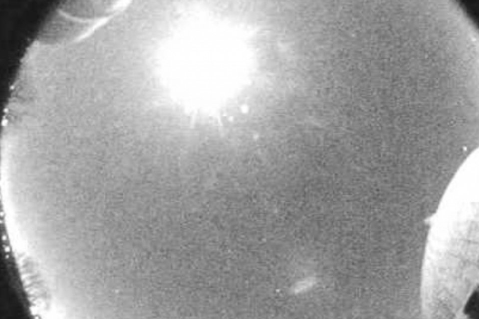 Explosão de meteorito de 200 kg cria clarão nos céus dos Estados Unidos