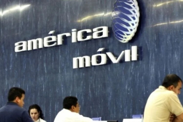 America Movil (REUTERS/Edgard Garrido)