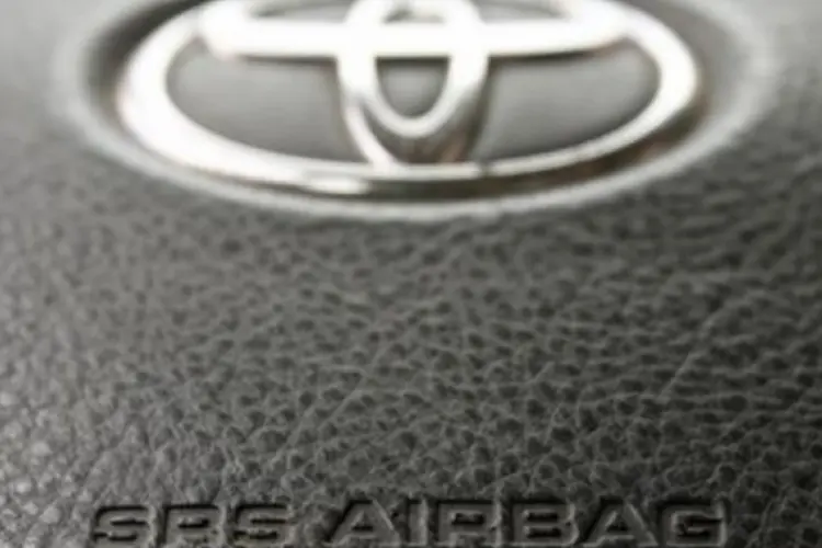 Toyota Airbag (Reuters/Heinz-Peter Bader)