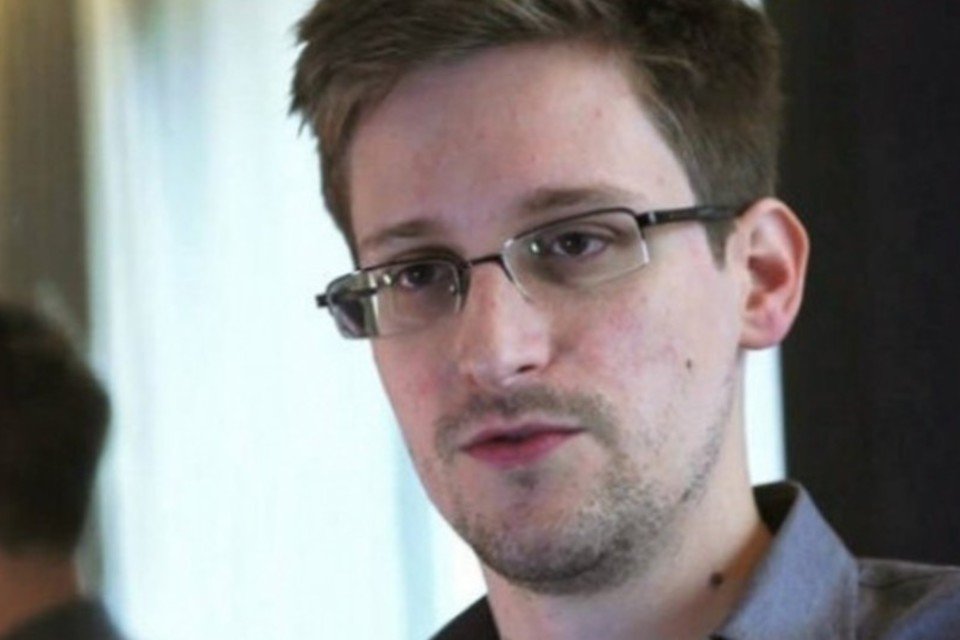 Rússia espera ajuda de Snowden em investigação sobre espionagem