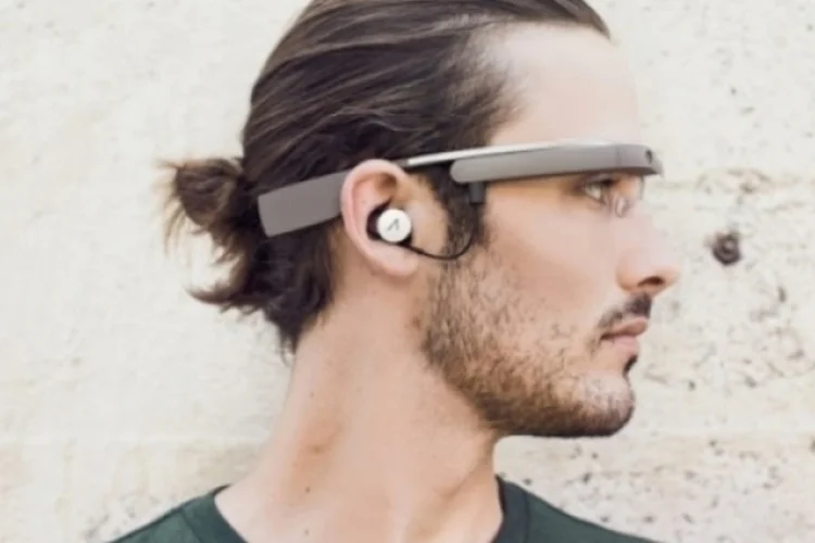 Google Glass (Divulgação)