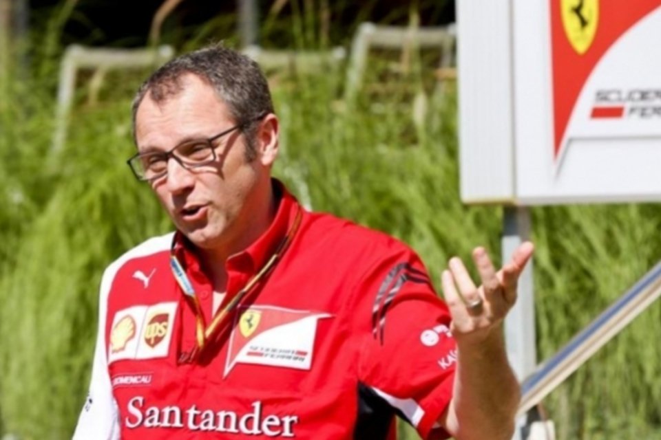 Diretor esportivo da Ferrari anuncia demissão da equipe
