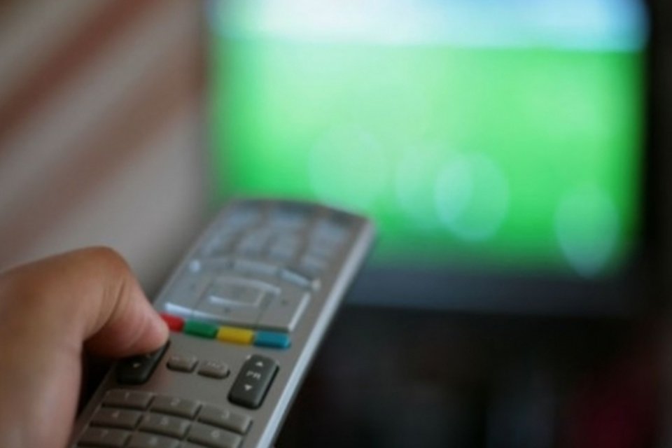 Base de clientes de TV por assinatura cresce 12,24%, diz Anatel
