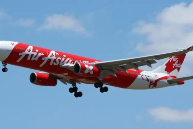 AirAsia (WikiMedia Commons)