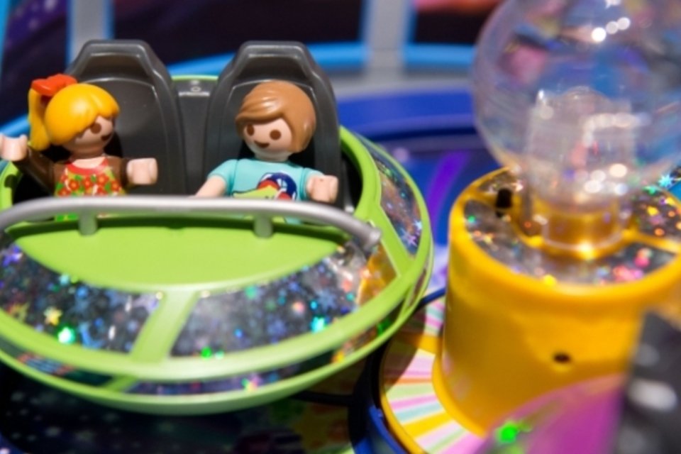 Exposição conta 40 anos de história dos bonecos Playmobil
