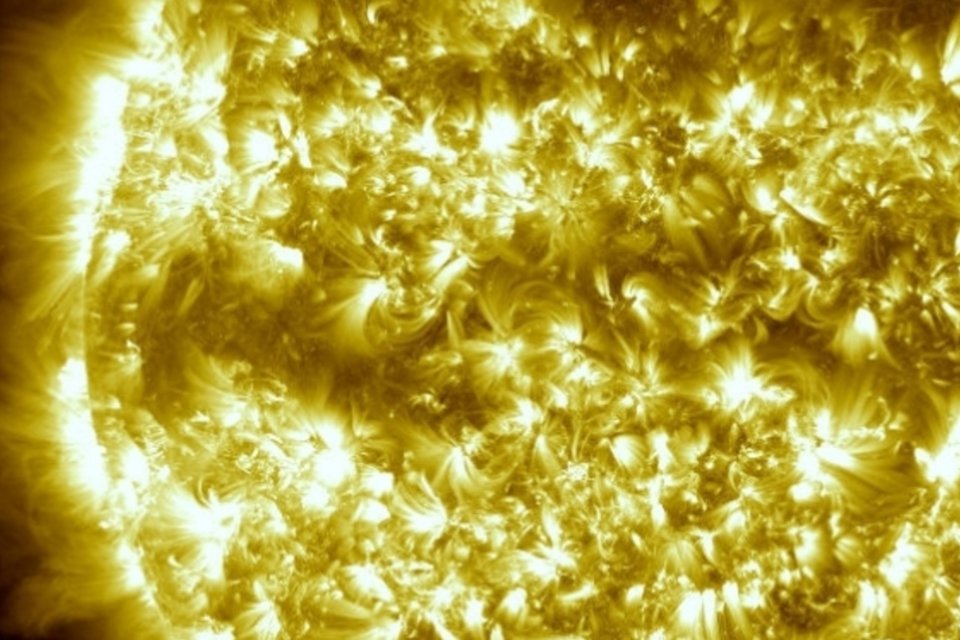 Pontos brilhantes ajudam a ciência a desvendar os mistérios do Sol