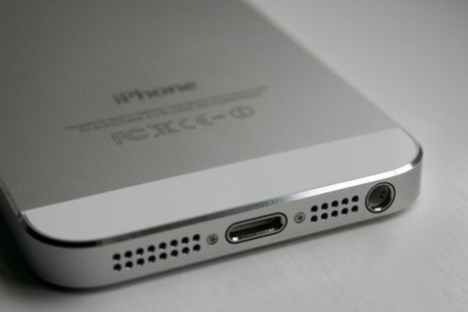 Imagens revelam mudanças no suposto iPhone 5S