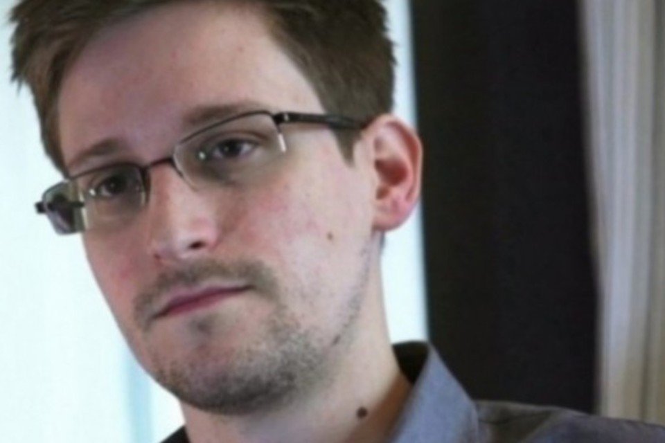 Snowden pode sair de aeroporto de Moscou em uma semana