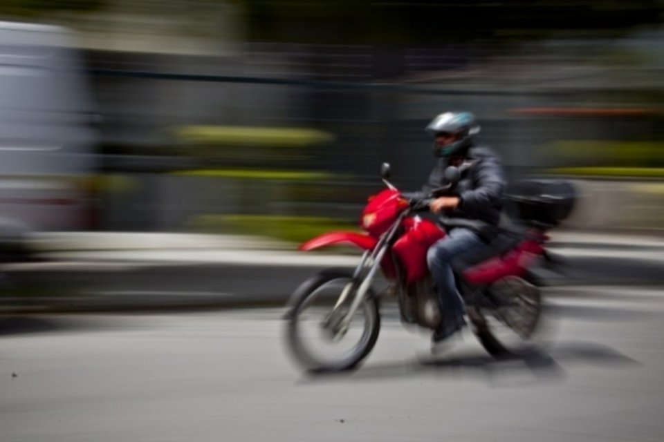Startup lança aplicativo que permite contratar motoboys