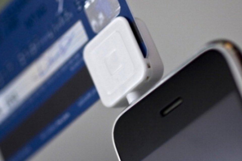 Apple planeja lançar sistema de pagamentos móveis, diz jornal
