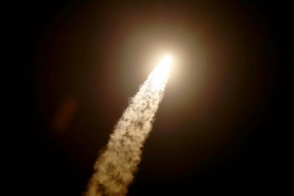 Japão coloca em órbita um satélite radar espião