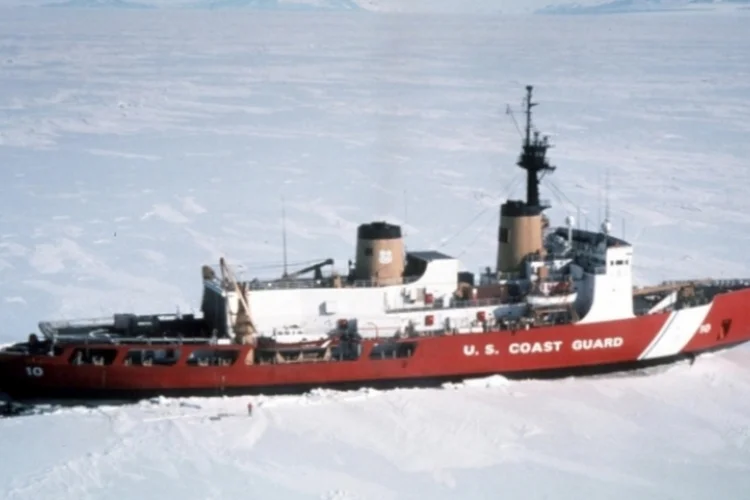 navio (Reuters)