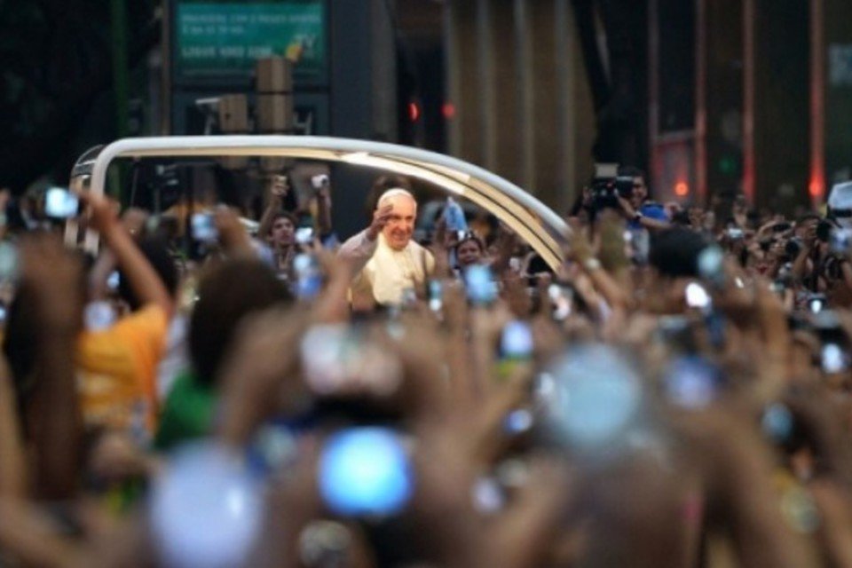 Pelo Twitter, Papa Francisco agradece acolhida no Rio de Janeiro