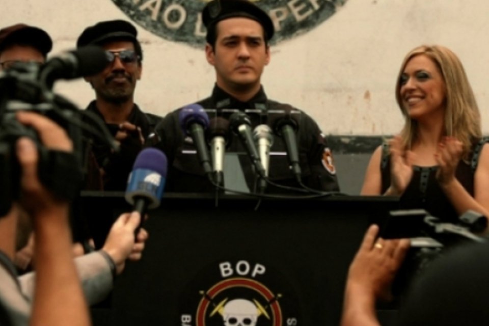 No limite do politicamente correto, 'Copa de Elite' satiriza filmes