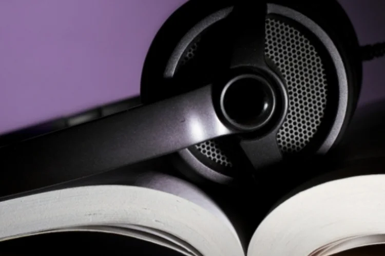 Audiolivros (Flickr/jeffanddayna)