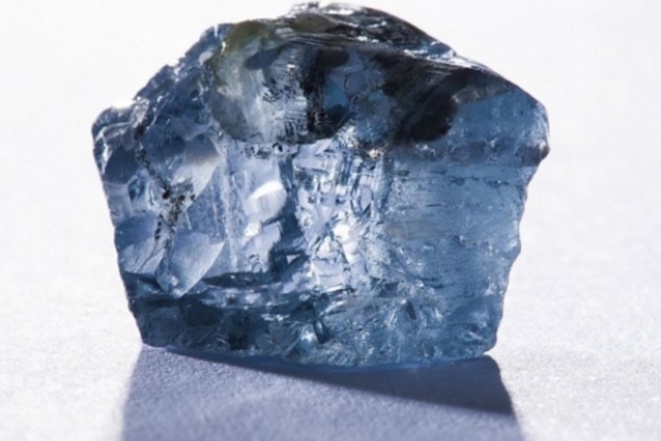 Raro diamante azul é descoberto na África do Sul