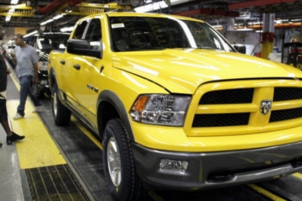 Chrysler faz recall de mais de 25 mil SUVs por freio