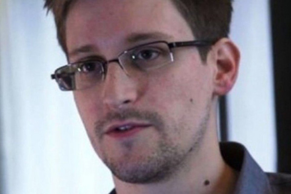Equador concede asilo a Edward Snowden
