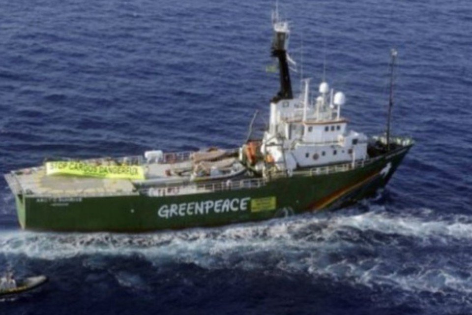 Rússia veta acesso de navio do Greenpeace ao Ártico