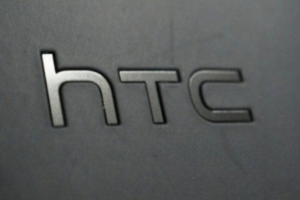 HTC pode lançar relógio com Google Now