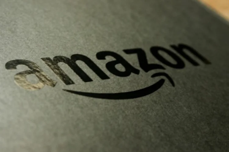 amazon (Flickr.com/adriennethird)